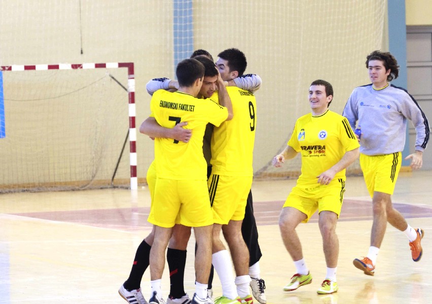 futsal_2011-21